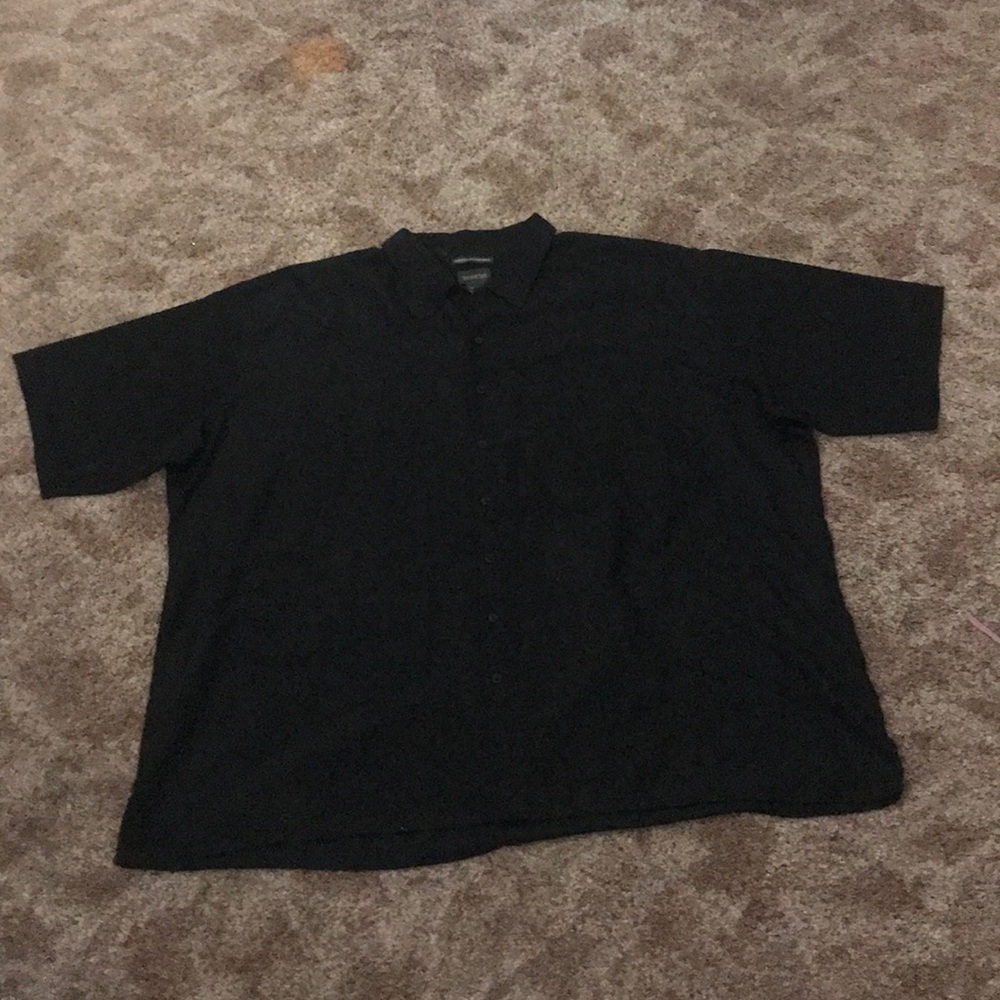 Black Short Sleeve Button-Down